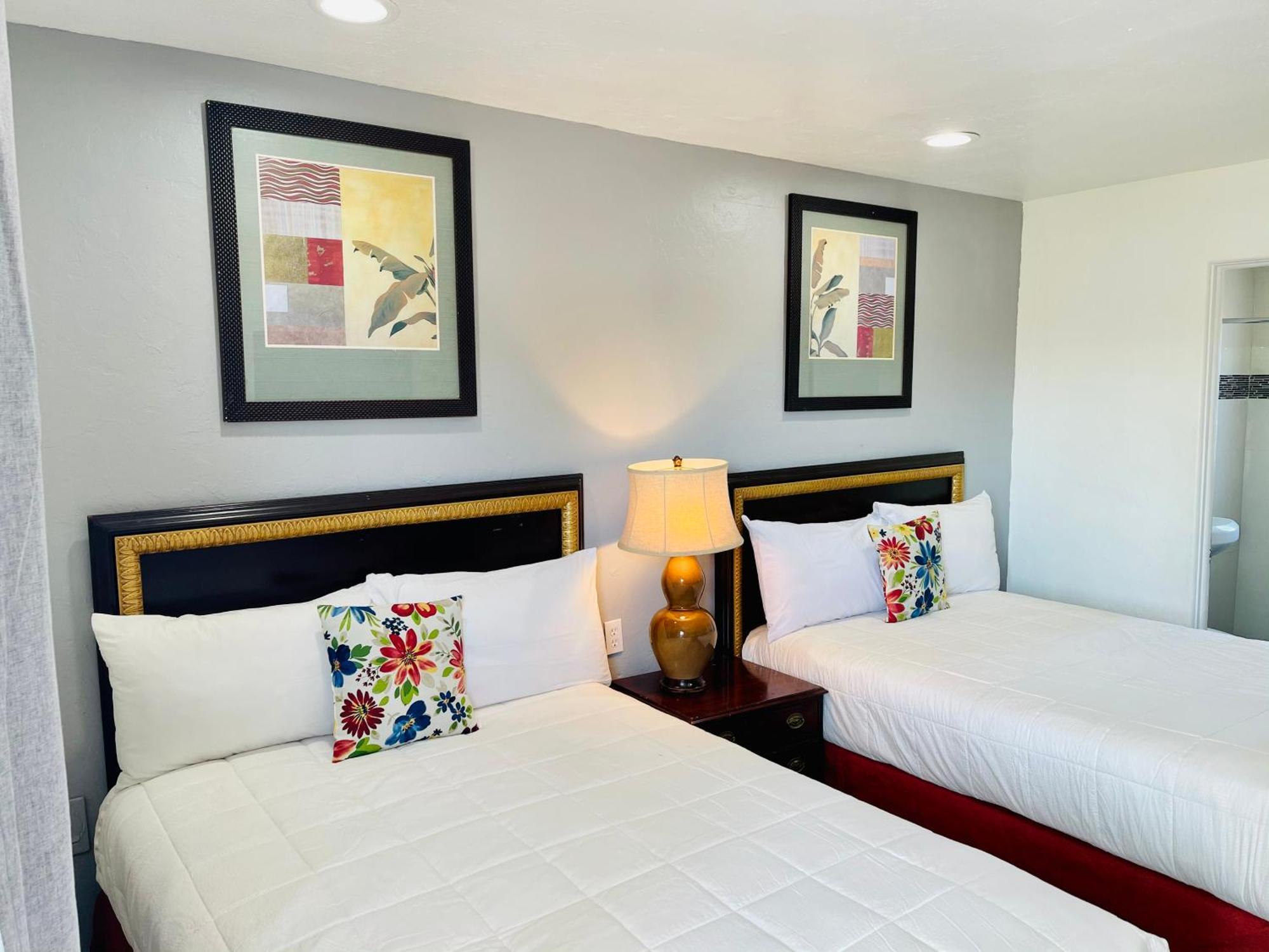 Siesta Inn Sarasota - Indian Beach Room photo