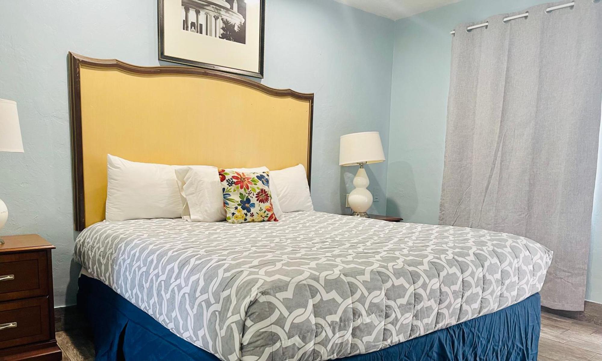 Siesta Inn Sarasota - Indian Beach Room photo